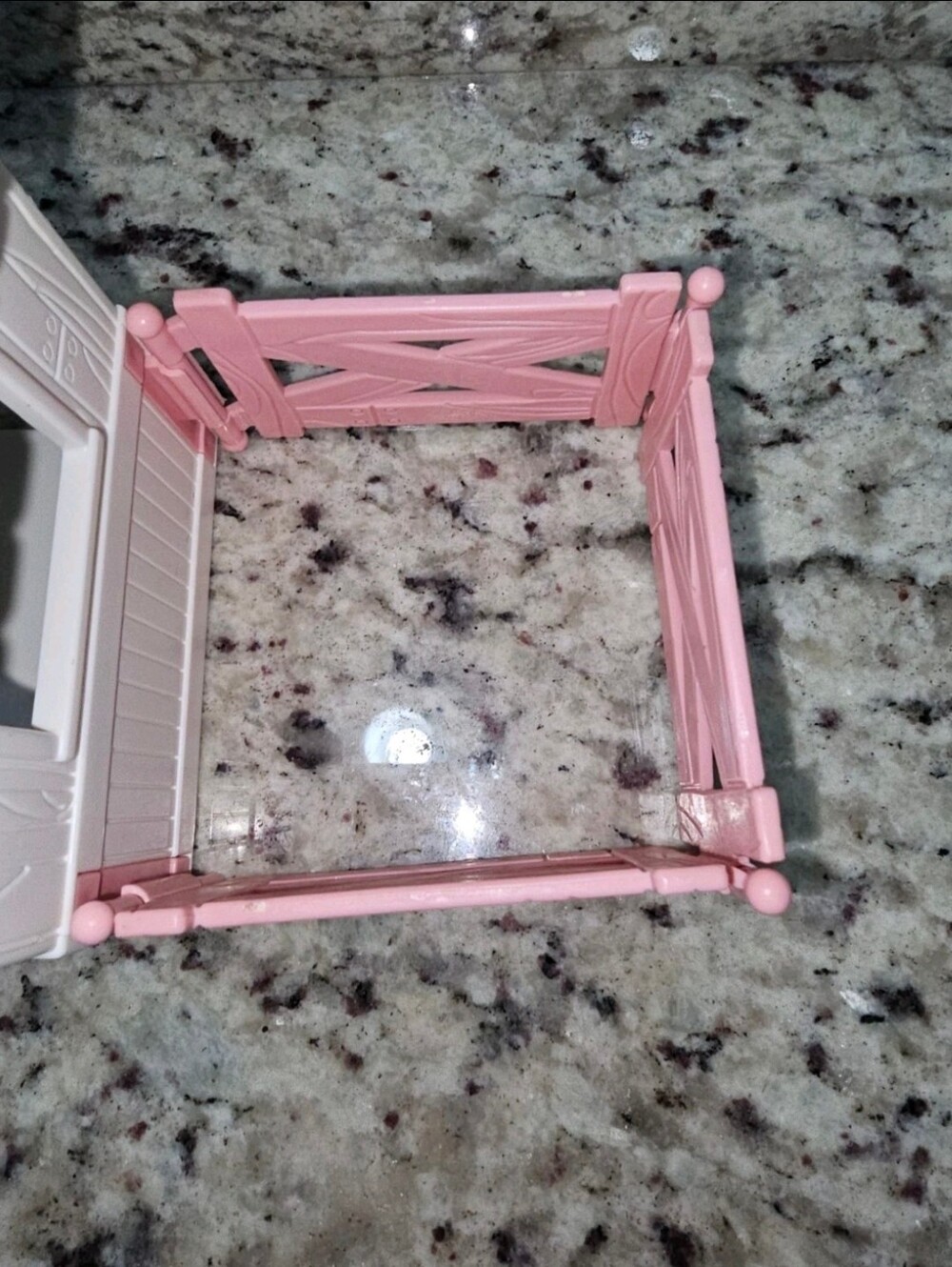 VINTAGE Fisher Price Loving Family Dream Dollhouse Stable & Pony Toy Parts 1993 - Picture 3 of 7